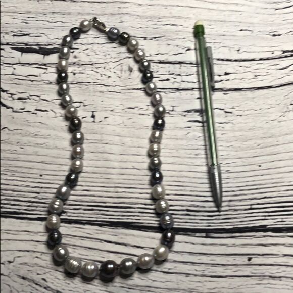 Multicolored pearl necklace - Picture 7 of 10